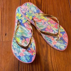 Lilly Pulitzer flip flops